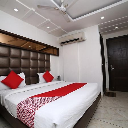 Oyo 11150 Hotel Jmd Rooms New Delhi Eksteriør bilde