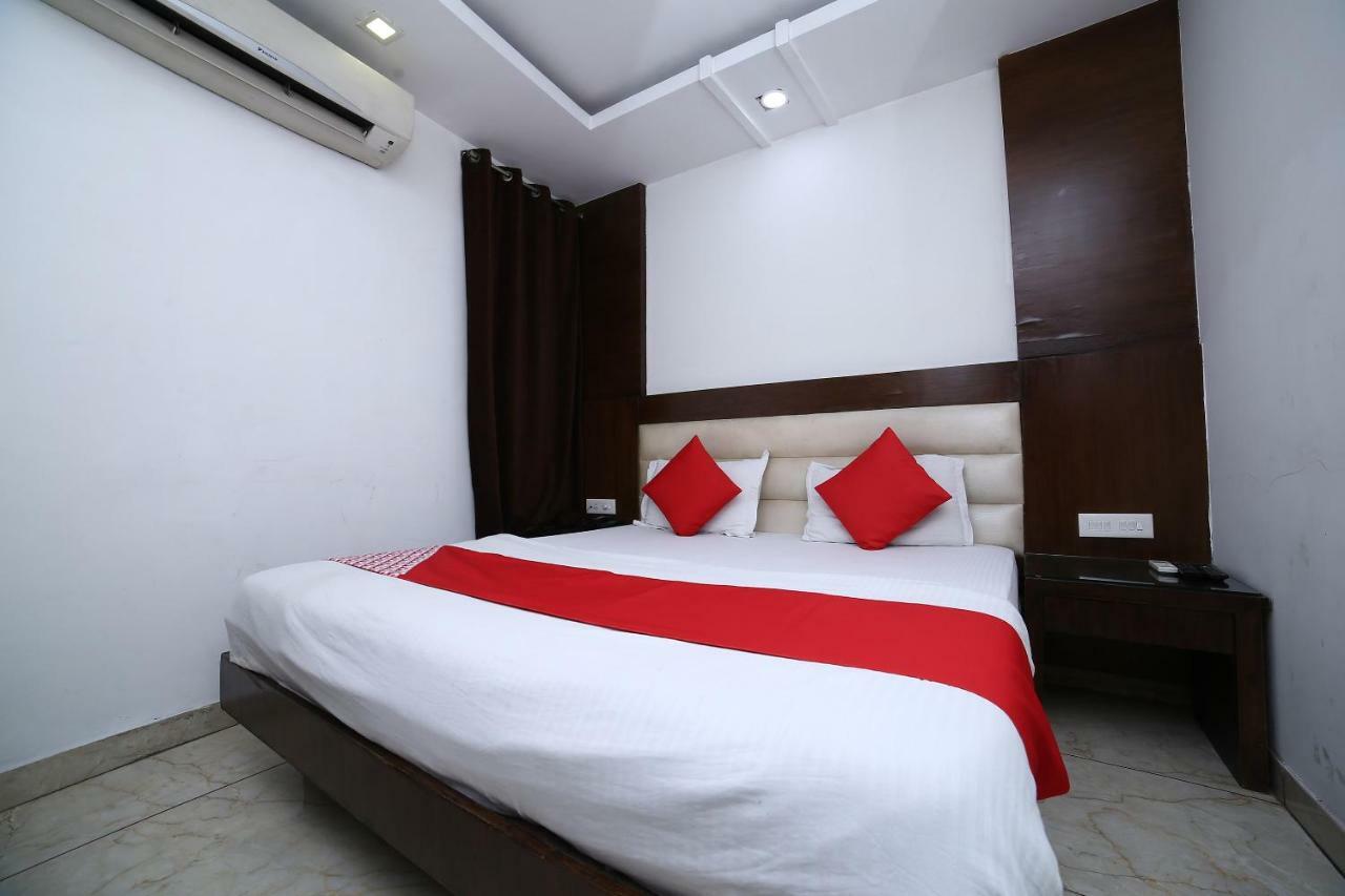 Oyo 11150 Hotel Jmd Rooms New Delhi Eksteriør bilde